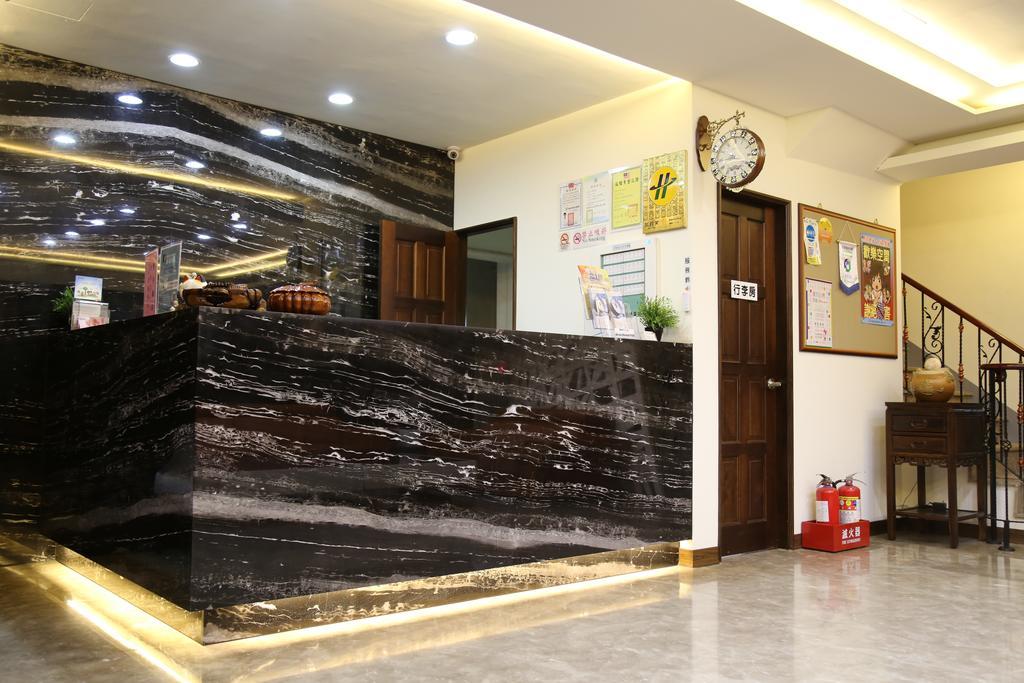 德瑞旅店direct Hotel Kaohsiung Exterior foto