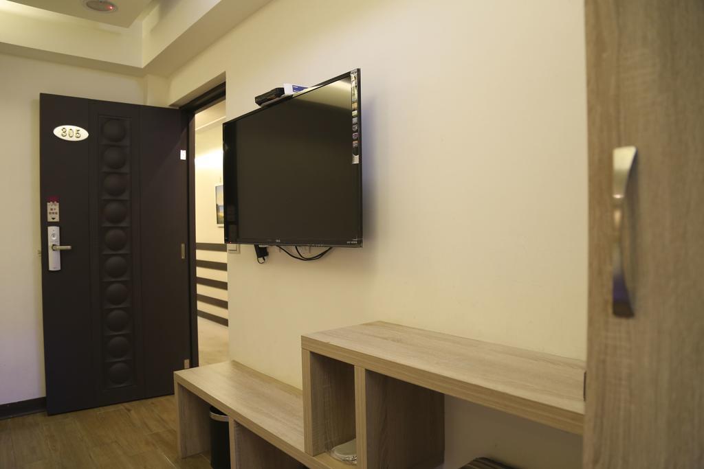 德瑞旅店direct Hotel Kaohsiung Exterior foto